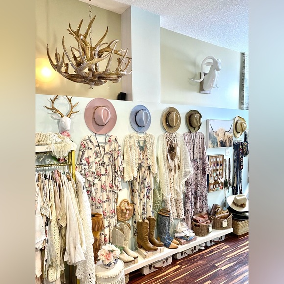 Curated boho show 🦄🌙✨calling all 👼 Angels For some BOHOLICIOUS fun - Picture 15 of 16